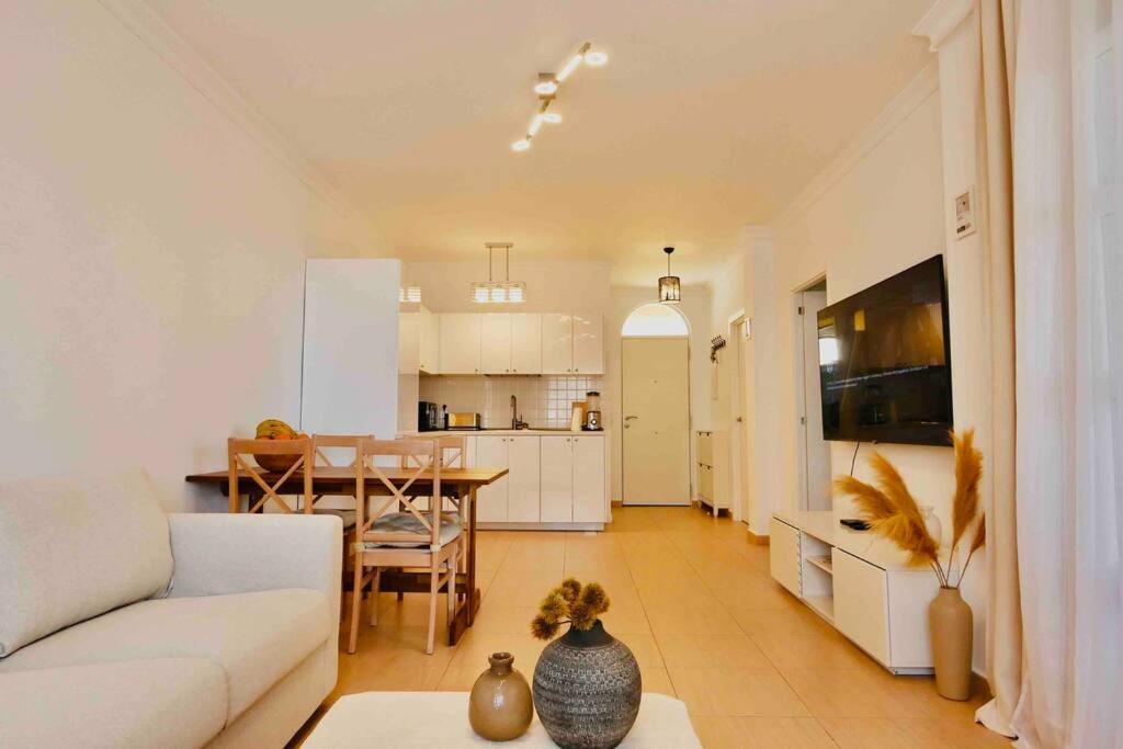 Costa Adeje, 2 Bedrooms Apartment المظهر الخارجي الصورة